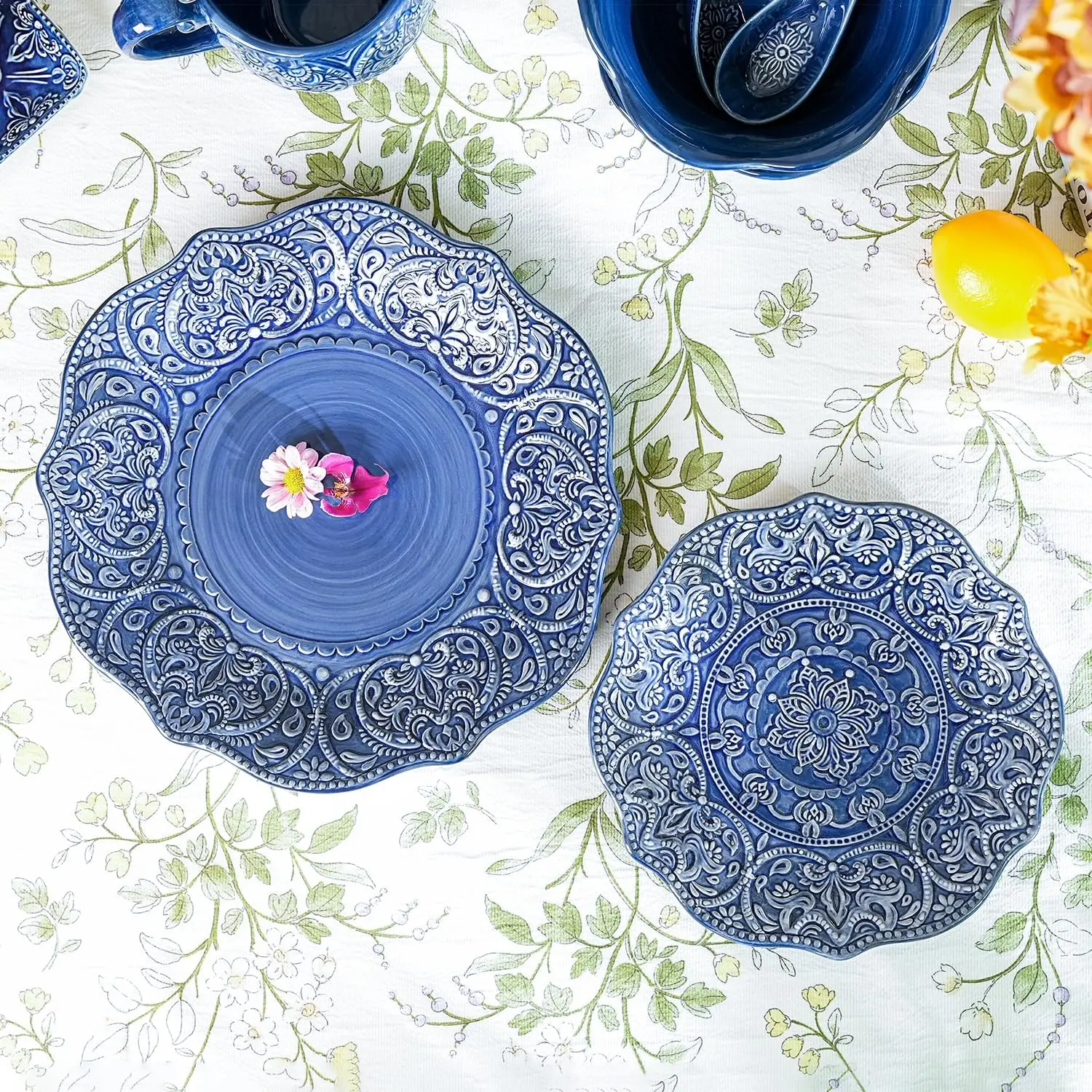 Vajilla de comedor fina de gres en relieve, platos de porcelana de estilo barroco antiguo, juego de 2 platos de ensalada de 8,5" y cena de 11"