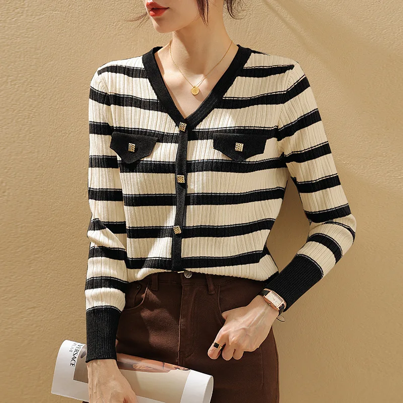 Women Autumn Winter New Fragrant Style V-Neck Stripe Thickened Knitted Sweater