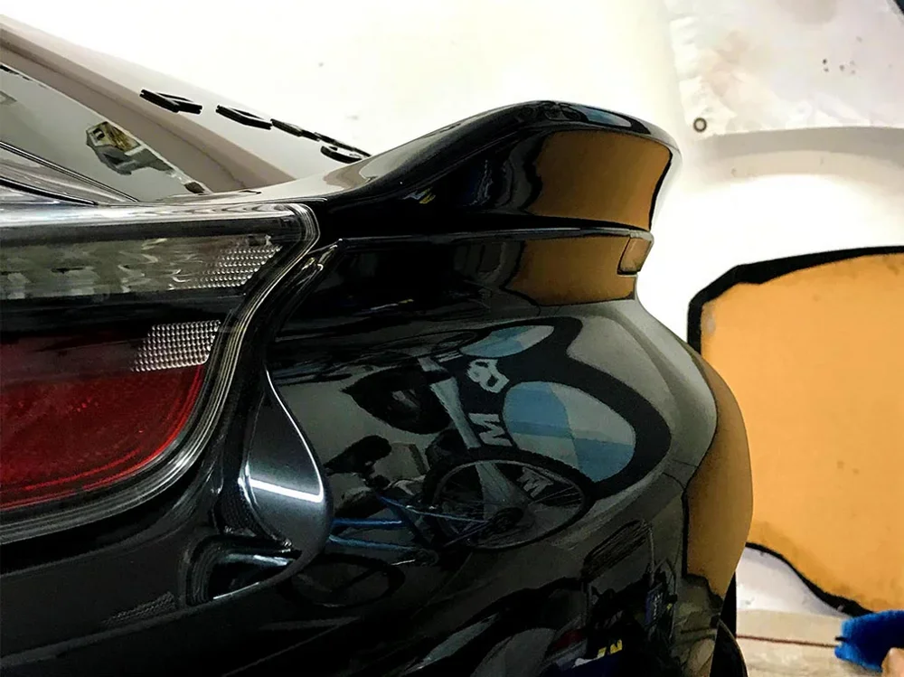 تصفيف السيارة لبورشه 981 كايمان ألياف الكربون منقار البط سبويلر ألياف لامعة إنهاء الجذع الخلفي الجناح سباق السيارات طقم هيكل الكسوة