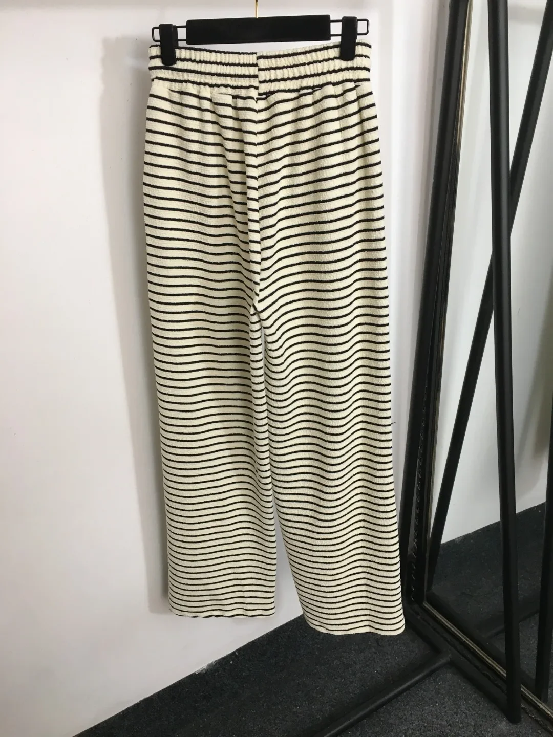 Autumn New Fashion Casual Sports Set Plush Embroidery Decorative Stripe Long Sleeve Pullover+Elastic High Waist Wide Leg Pa