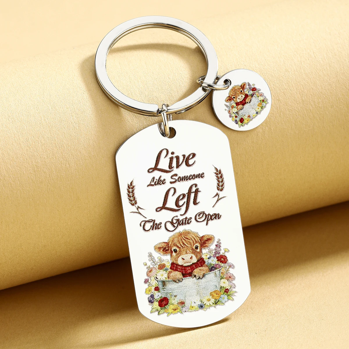 Highland Cow Keychain Cowgirl Gifts, Live Like Someone Left The Gate Open, Inspirational Stainless Steel Key Ring