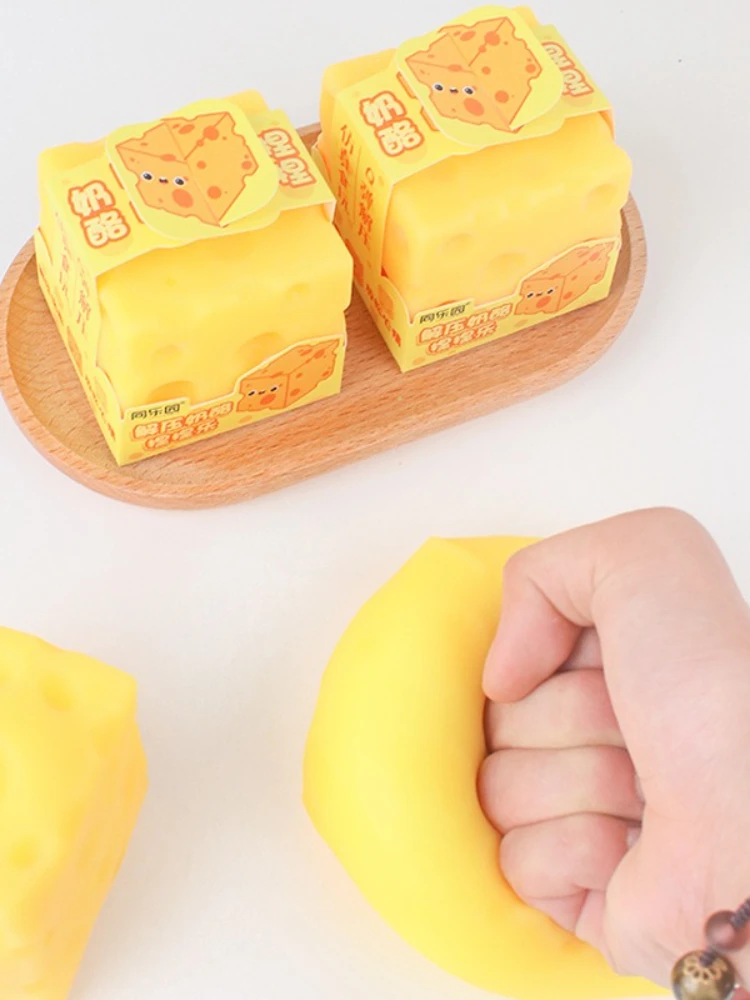 Squishy Vierkant Kaas Knijpspeelgoed Langzaam Rebound Push Stress Zintuiglijk Speelgoed Zachte Boter Kaas Fidget Speelgoed Kerstcadeau - afbeelding 2