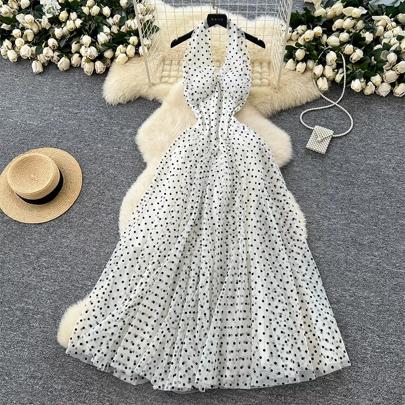 

Temperament High-end Halter Neck Suspender Polka Dot Dress For Women Pure Vacation Style Waist-Retard Backless Mesh Long Skirt