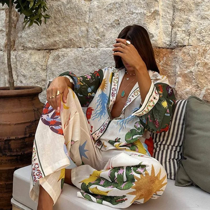 2024 Spring/Summer Cartoon Print Two-piece Women's Fashion Loose Lapel Long-sleeved Shirt Set Soft and Elegant Home Wear