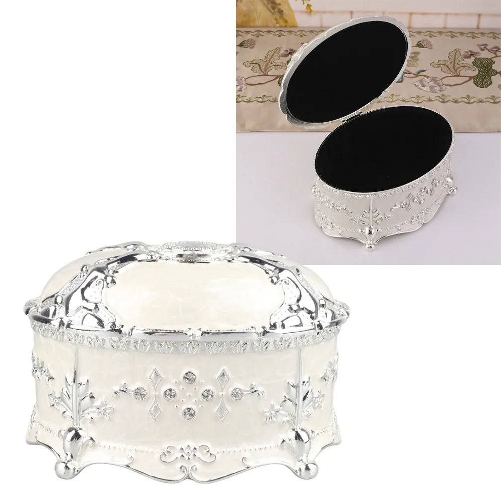 Alloy Material Vintage Jewelry Box White Color Small Size Antique Jewelry Organizer Beige Color Oval Shape Enamel Jewelry Box
