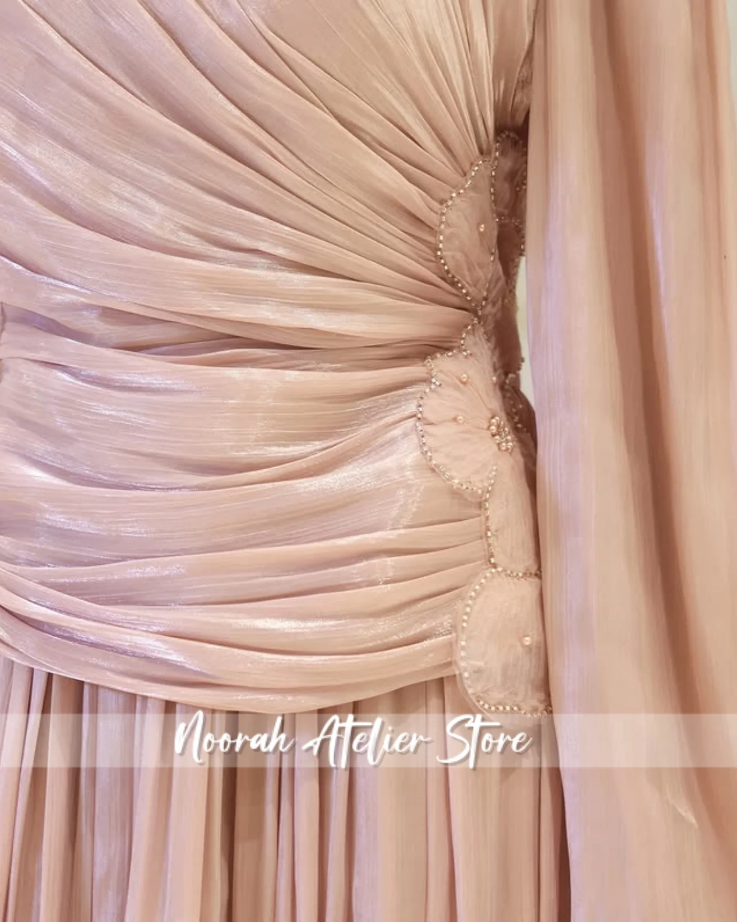 فساتين سهرة إسلامية فاخرة جديدة بأكمام طويلة H N باللون الأزرق السماوي 2025 دبي فستان طويل للحفلات المسلمة مطرز حسب الطلب