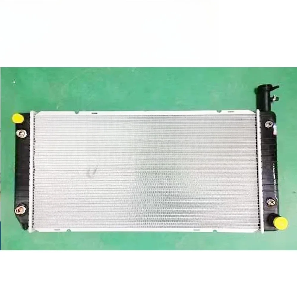 Engine Cooling Radiator for Chevrolet EXPRESS SAVANA 2500 3500 4.8 6.0 2005- 15897984 23193133 23378647 25912001 89019353 RAD279