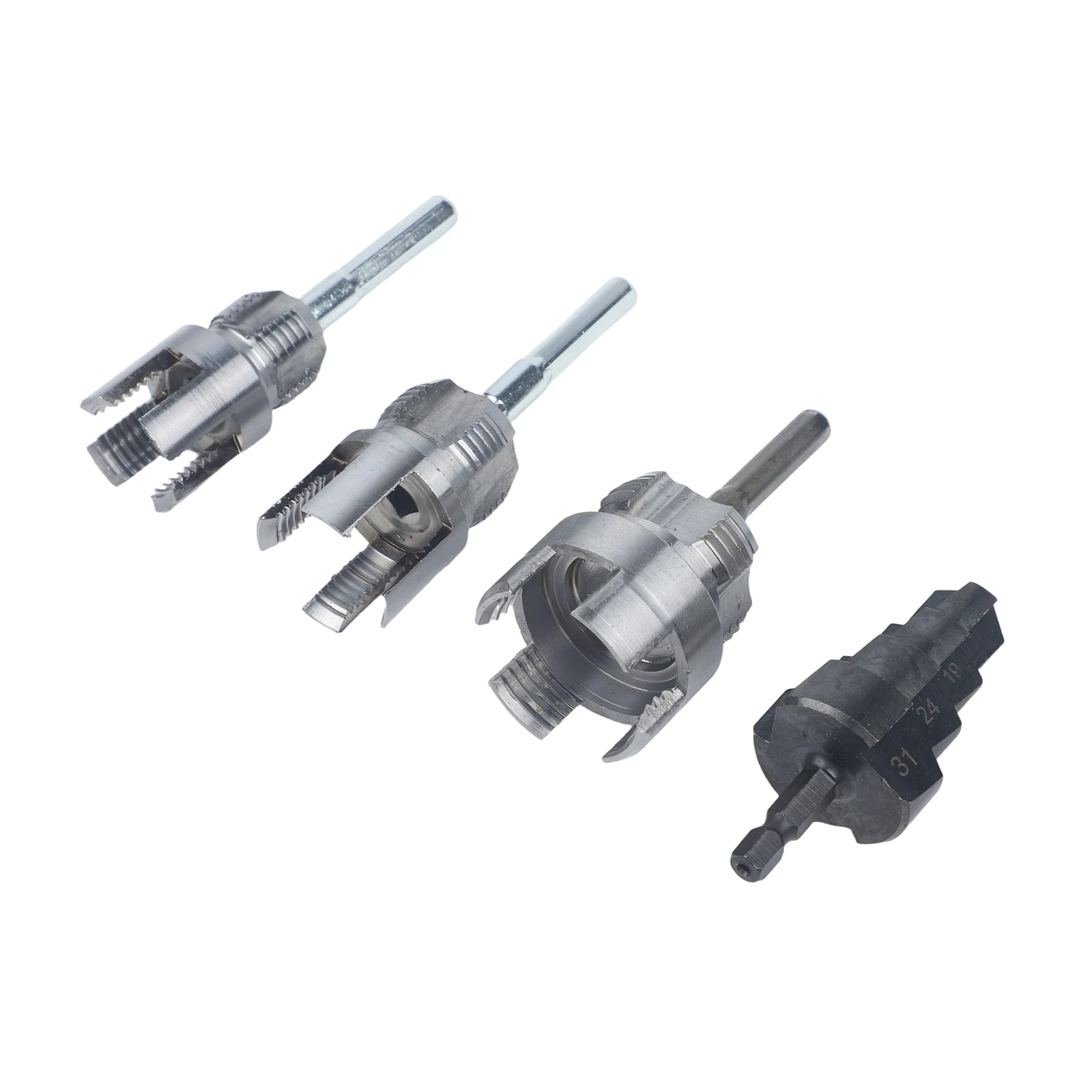 Pipe Preparation Kit Featuring Thread Cutting Tools for 12 and 34 Pipes Edge Beveling Reamer and For Precision Step Drill Bit