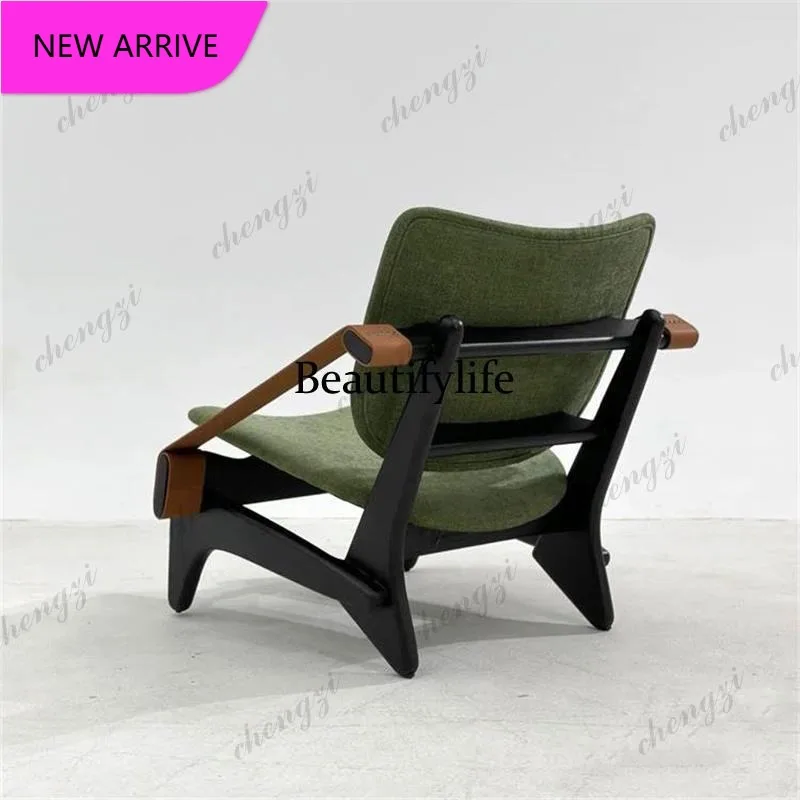 A4567 Medieval style designer chair French retro modern chair creative solid wood single armrest negotiation chair