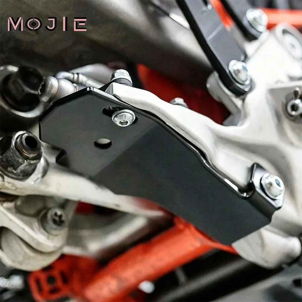 For GASGAS 700 ES 700 SM 700 SM700 ES700 Rear Brake Cylinder Protector Guard Cover For 690 SMC R Enduro R 701 Enduro Supermoto