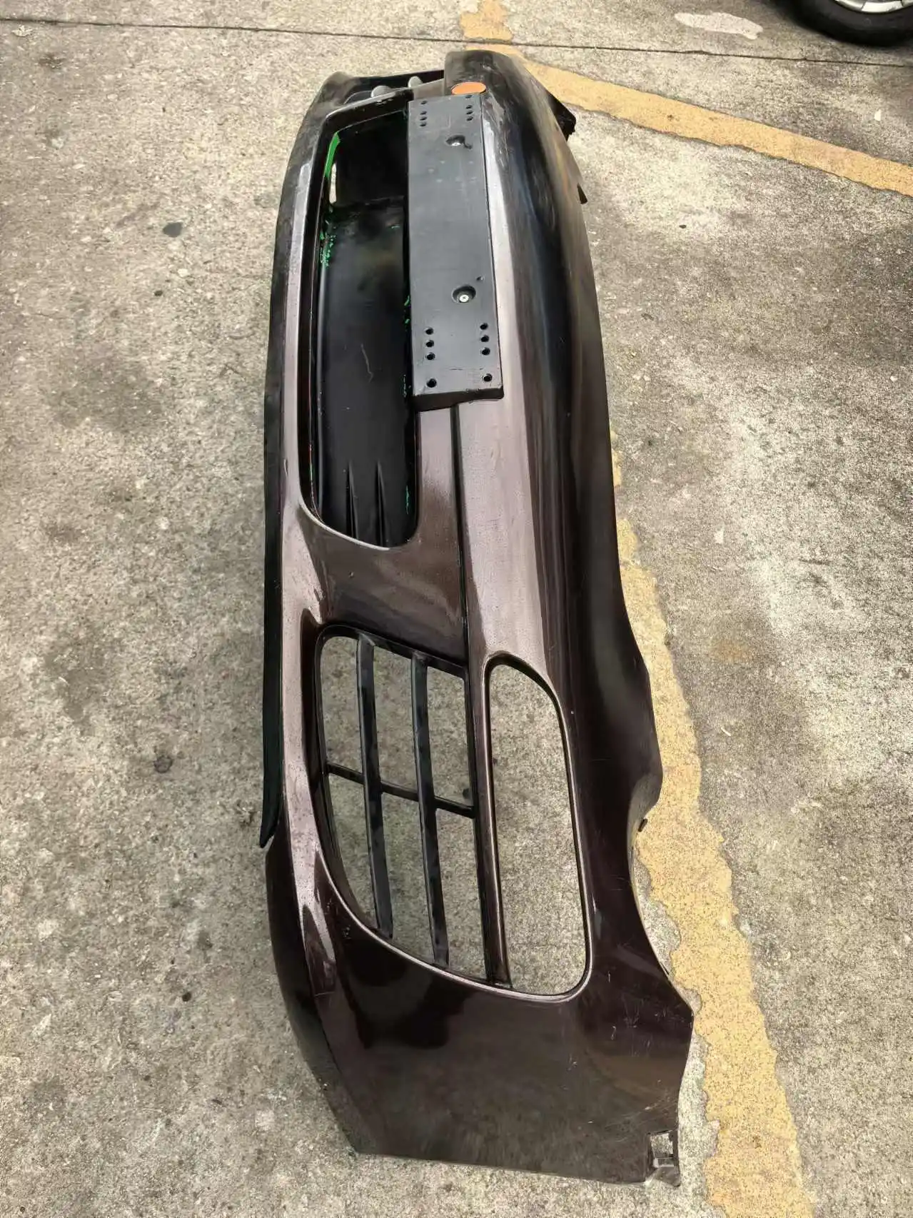 OEM 99750519105G2L Original Used Front Bumper with Fashion Features for 911 997.2 2008 2009 2010 2011 2012 2013