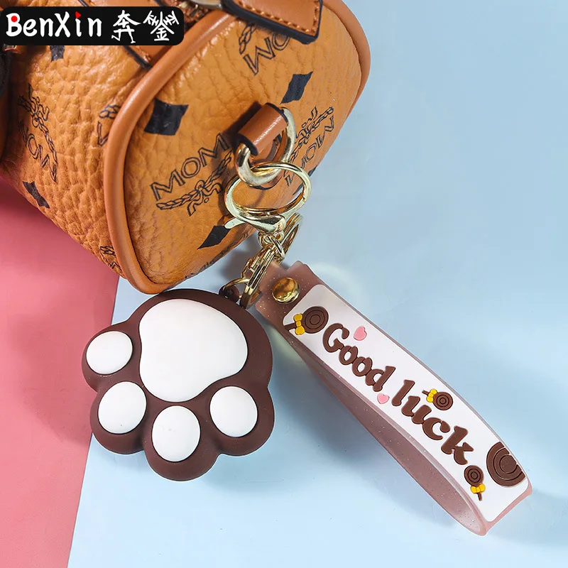 ميدالية مفاتيح على شكل مخلب قطة لطيفة من مينسو، قلادة سيارة، حقيبة بناتي، سلسلة مفاتيح، هدية صغيرة