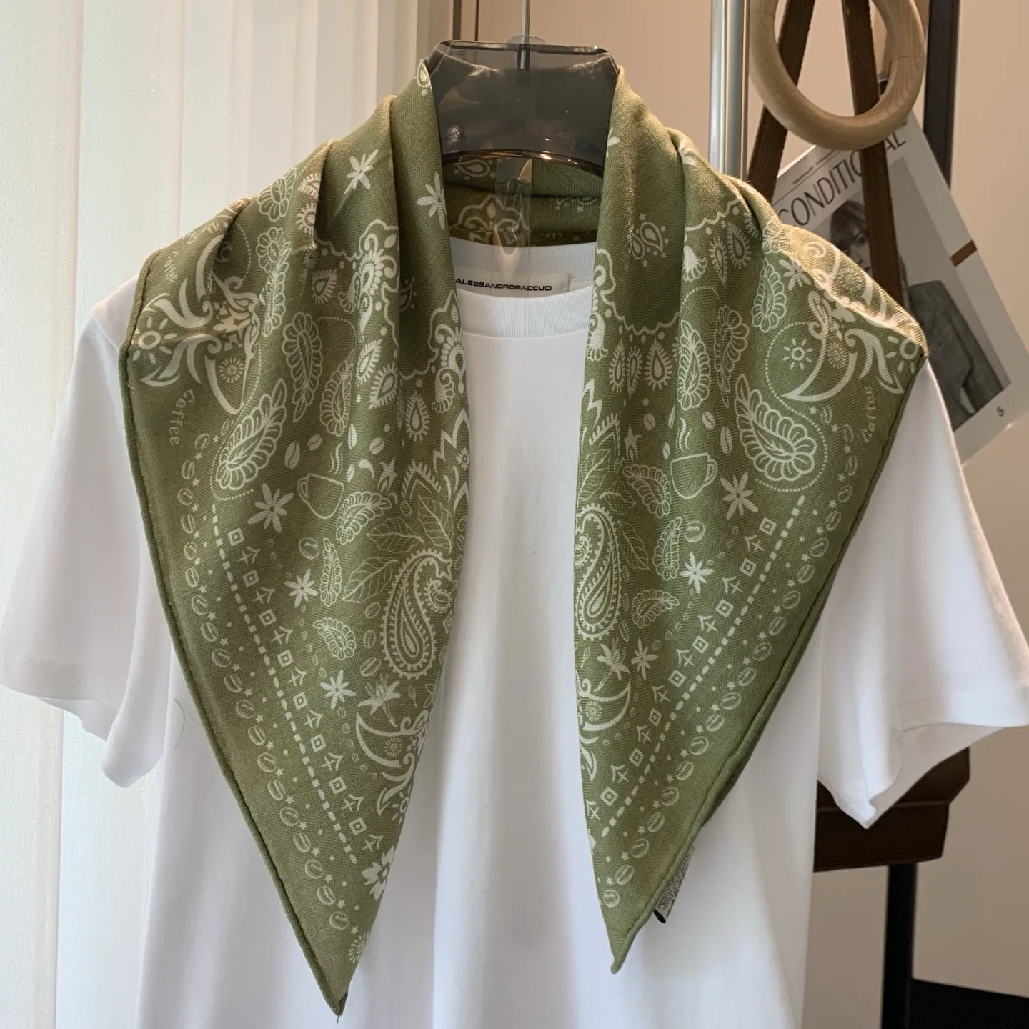 Women 70% Wool 30% Silk Square Scarf Double‑Sided Reversible Paisley Print Neckerchief Olive Green Soft Fashion Bandana