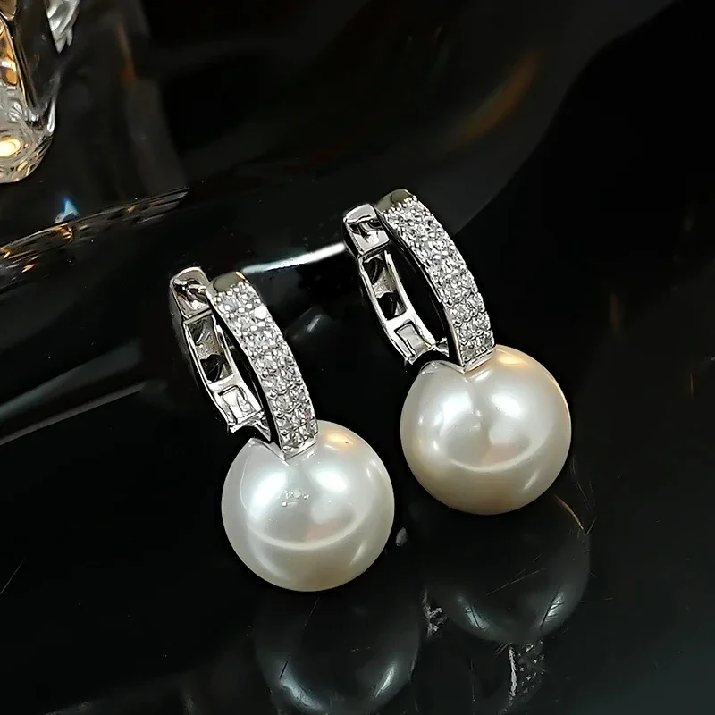 New 925 Silver Mother of Pearl Earrings with High Carbon Diamond Inlay, Niche Socialite Temperament, Women's Wedding Jewelry