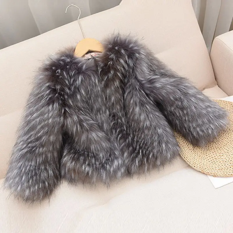 

2025 Autumn Winter New Style Silver Fox Imitation Raccoon Fur Round Neck Children Fur Coat Fashion Thicken Girls Jacket