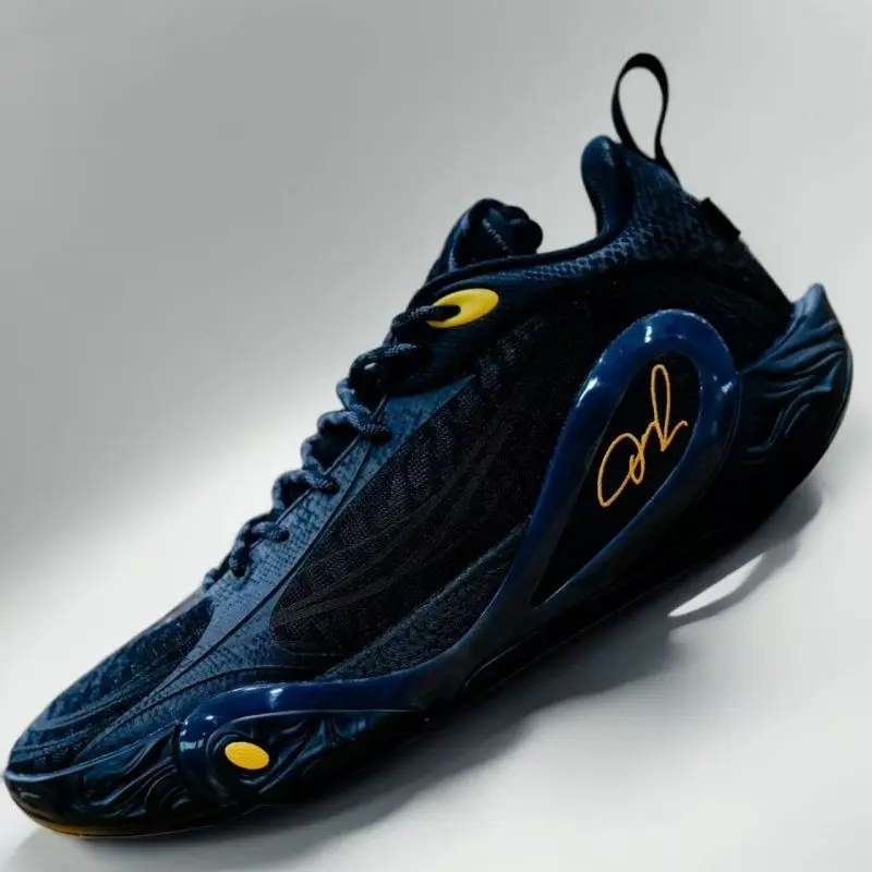 

Легкие баскетбольные кроссовки, амортизирующие, дышащие, противоскользящие, износостойкие, высокоэластичные, практичные спортивные кроссовки.