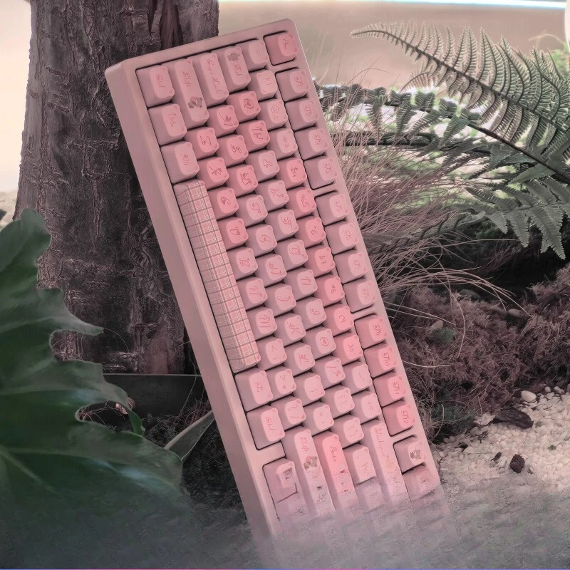 

Dream key cute bear sweetheart keycap cute mechanical keyboard girl powder