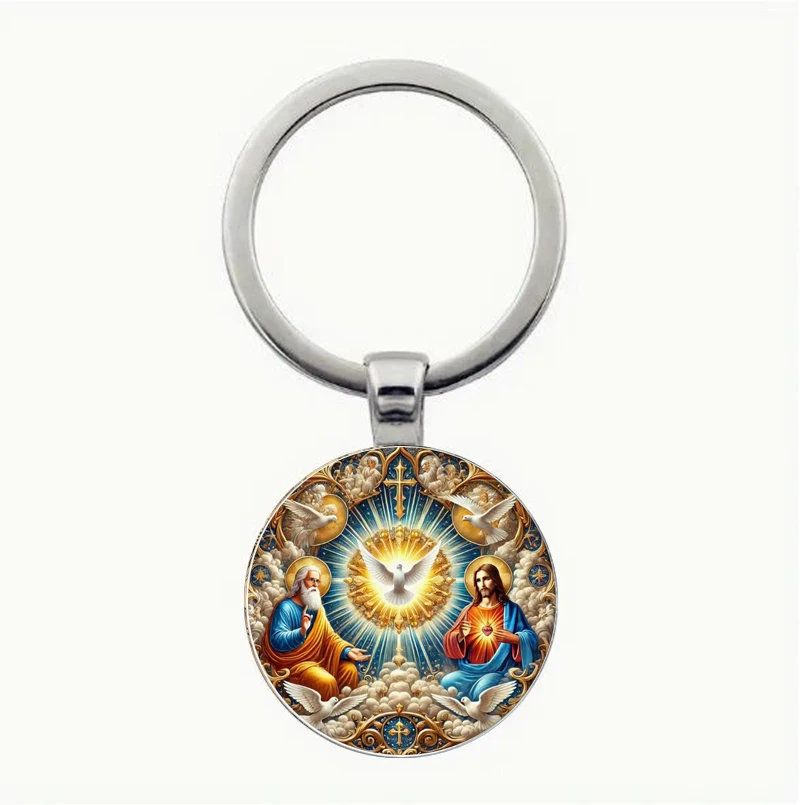 

This perfect picture of a circular keychain is a gift for family