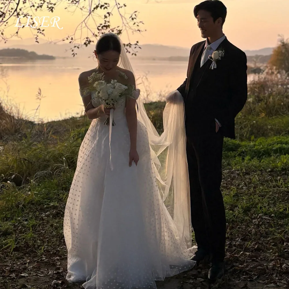 

Liser Off Shoulder A-Line Korea Wedding Dresses Silk Tulle Bridal Wedding Party Dresses Photo Shoot Customized 웨딩드레스