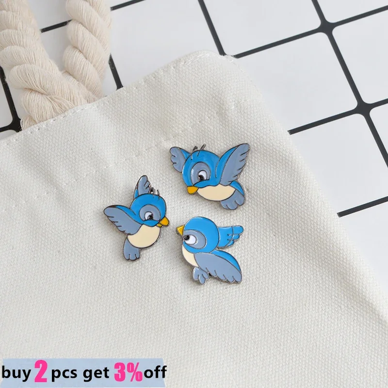 Custom 3pcs/set Cartoon Birds Brooch Animal Pins Set Hard Enamel Blue Bird Brooch Backpack Pin Jewelry Gift for Friend Wholesale