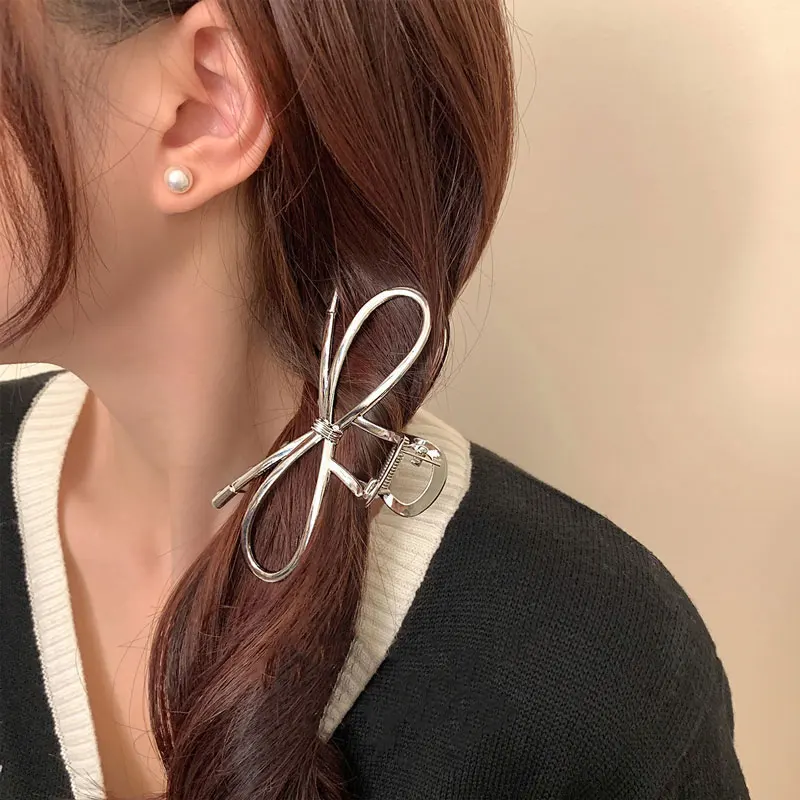 

Gold Metal Bow Hollow Women's Hair Grab Fashion Luxury Sweet Style Gift Party Daily Casual Hairpin Women's Hair Accessories 2024