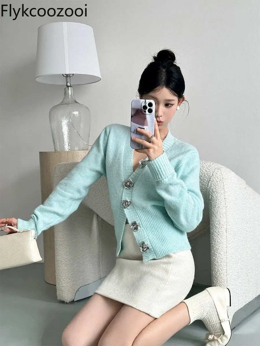 Mint Green 2024 Spring New Waist Slimming Rose Decoration Buckle Exquisite Knitted Top Regulai Fit Cardigan Women