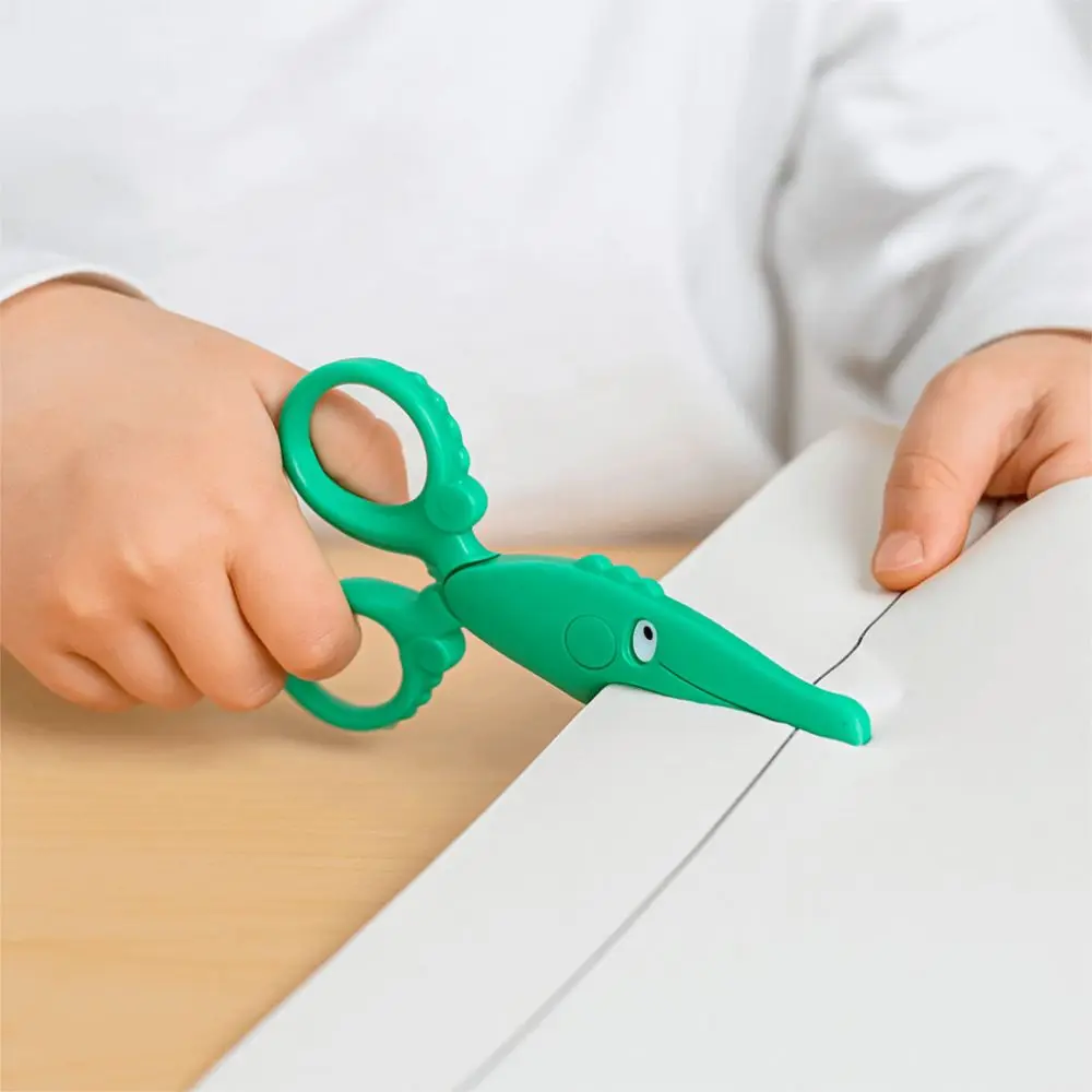 

Safety Design Children Safety Scissors Plastic Material Blunt Tip Art Craft Scissors Anti-Pinch Design Comfort Grip Scissors