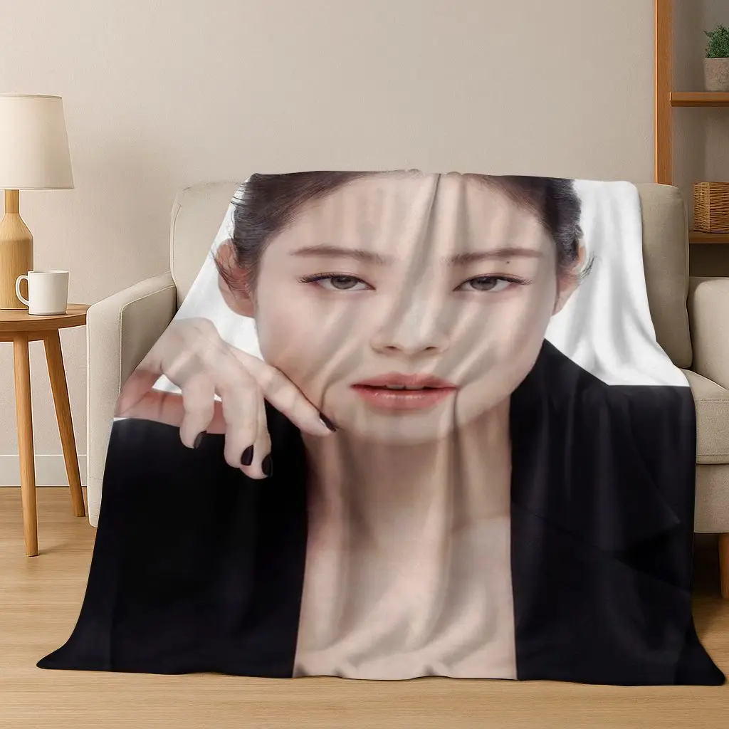 ثلاثية الأبعاد جيني كيم Kpop B-أسود الوردي المغني ستار الفانيلا بطانية لينة رمي بطانية للسرير غرفة نوم غرفة المعيشة السفر نزهة هدية #1