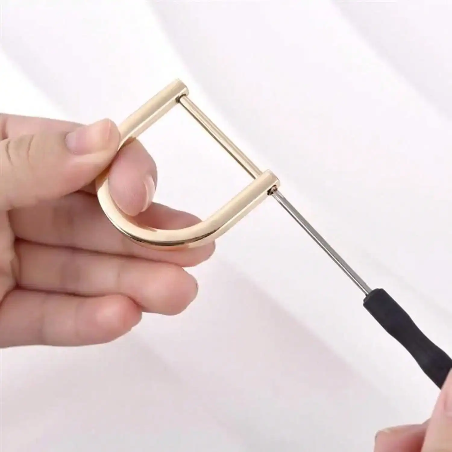2 Stück Kleine D-Ringe Schäkel-Schraubringe in Hufeisenform DIY Taschenanhänger Zubehör für Schlüsselhalter Reißverschluss-Zipper Schnalle – Detail 2
