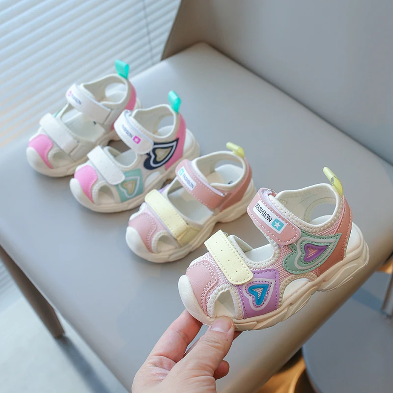 JGSHOWKITO Girls Sandals Breathable Cute Fashion Kids Beach Shoes with Double Hearts Classic Princess Sweet Casual Sandals Soft