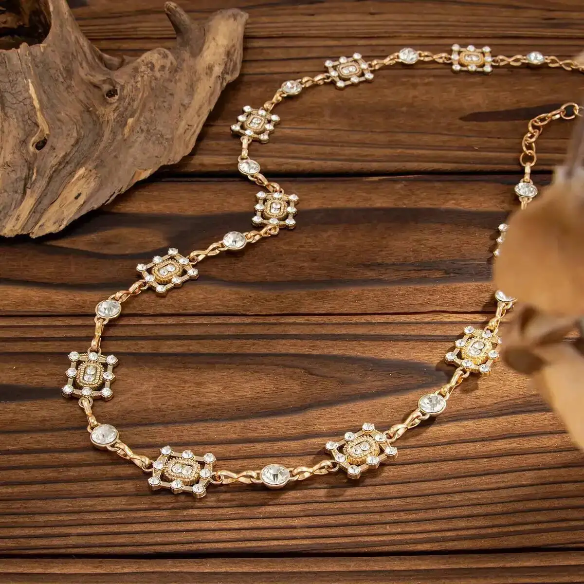 

Luxury Rhinestone Waist Belly Belt Chain Women Summer Beach Bikinis Sexy Adjustable Wasitband Rave Body Jewelry