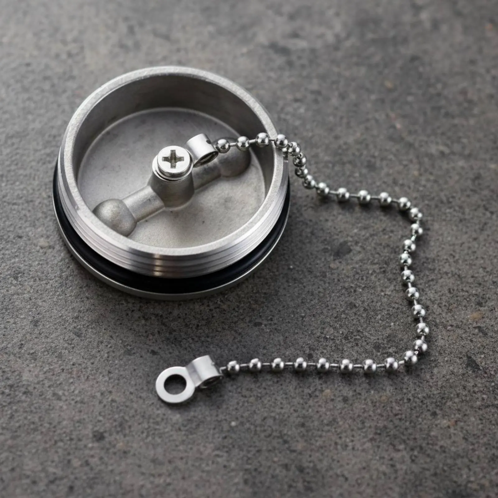 Boat Deck Fill Mirror Polished Yacht Deck Fill Cap with Chain Boat Propellant Reservoir Cap Easy Installation