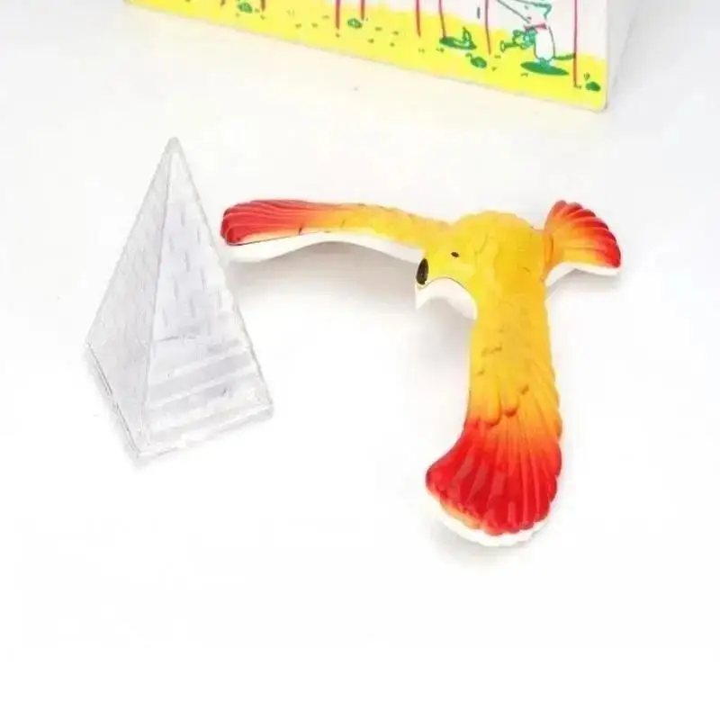 2026 New 1Pcs Balancing Eagle Bird Toy Magic Gravity Balance Desk Toy Antistress Gag Gift Kids Science Learning Fun Educational
