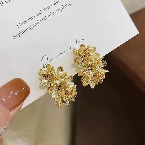 925 needle French metal flower earrings light luxury high-end fashion temperament earrings retro versatile earrings for women