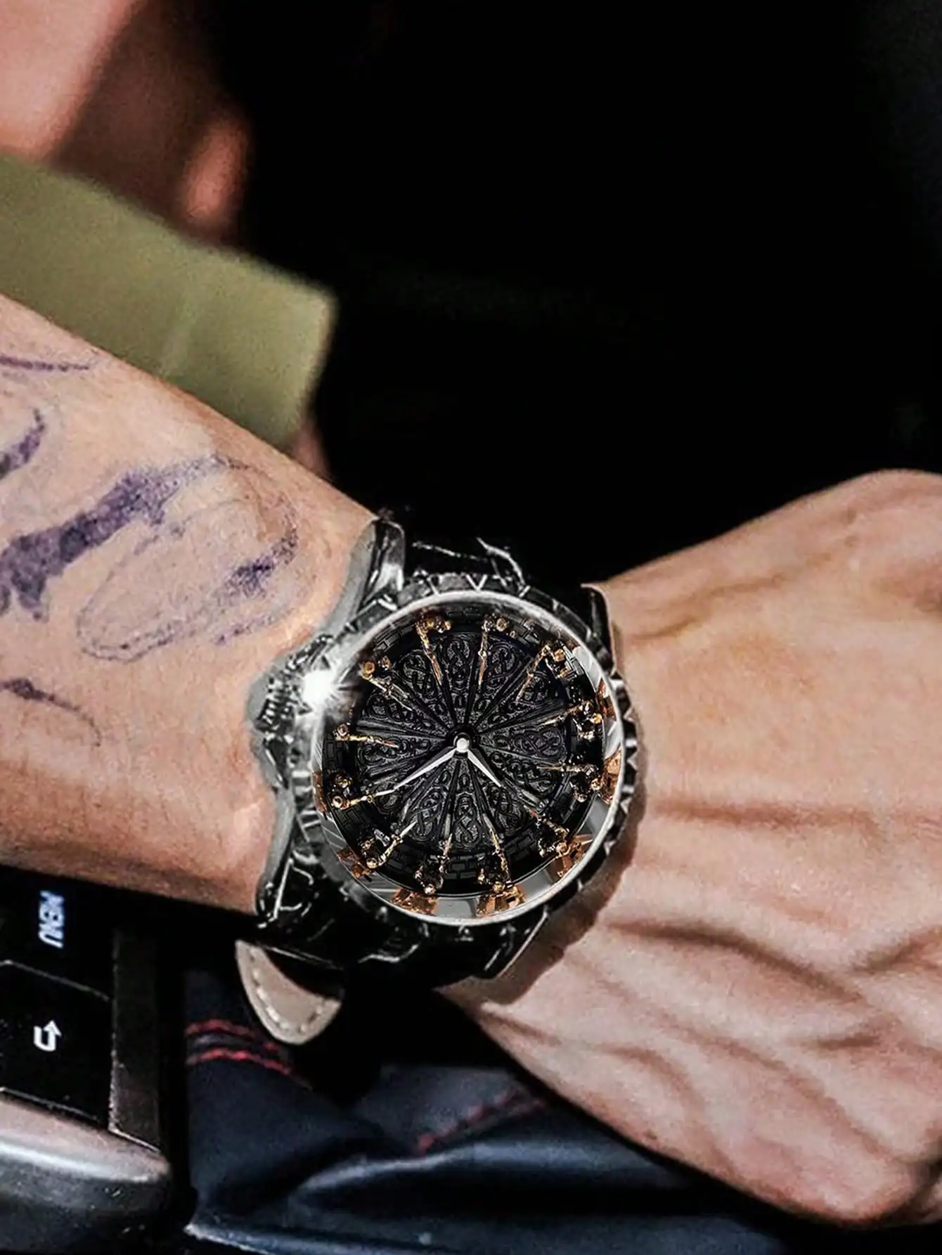 Men's Retro Style Automatic Quartz Watch