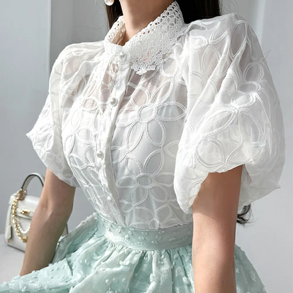 

Boutique Wholesale Autumn New Vest Camisole Lace Embroidered Crochet Long Sleeve Shirt Women's Set