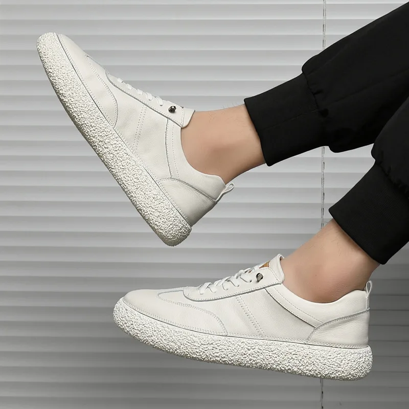 أحذية جديدة للرجال أحذية كاجوال من جلد البقر أحذية تزلج مسطحة بيضاء رائعة برباط علوي #4