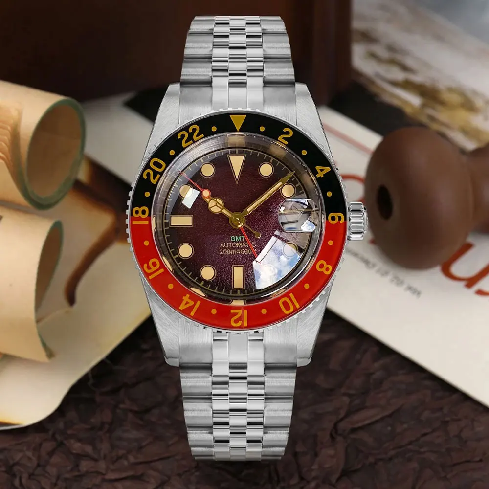 NH34A التلقائي ساعة رجالي ريترو ساعات آلية GMT الرياح الذاتية 200 متر مقاوم للماء فقاعة الياقوت 38 مللي متر 316L سوار مضيئة