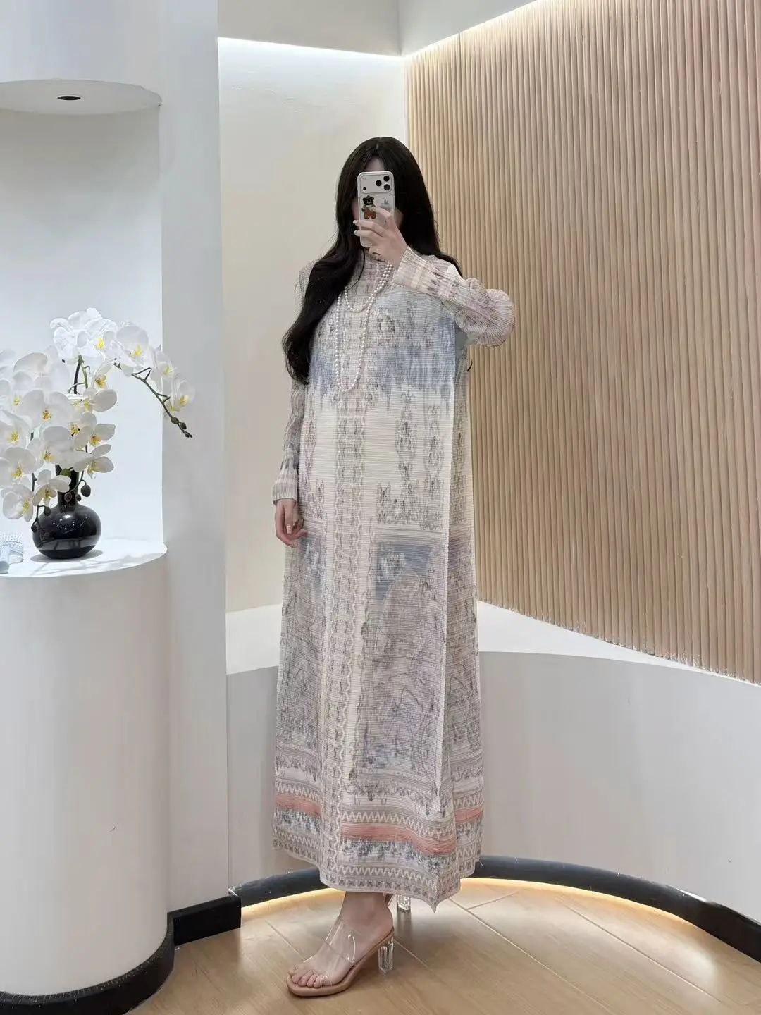 Fold Abaya Horizontal Pleated Vintage Pattern Long Sleeve Loose Maxi Gown Arabic Classic Style Modest Trendy Daily Staples 2026