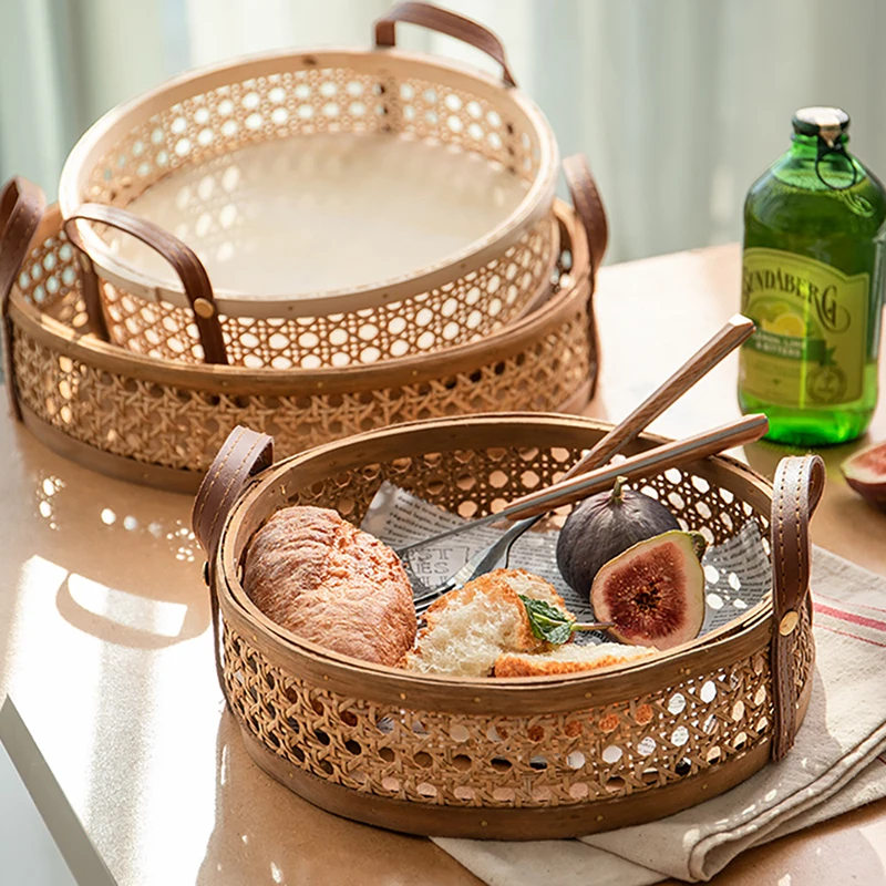 

Hand-Woven Round Rattan Storage Basket Wicker Plate Fruit Snacks Serving Tray with Leather Handle