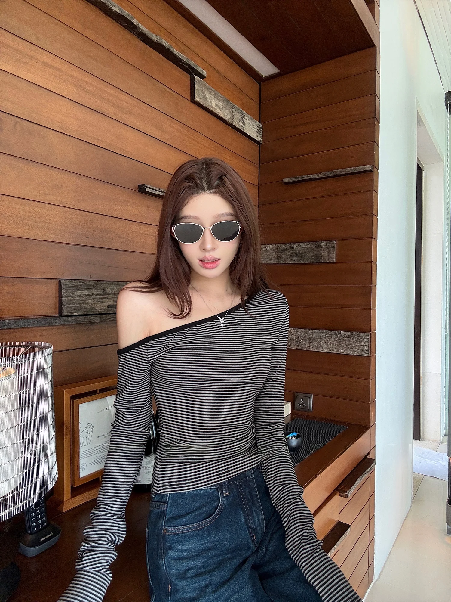 

FORNIYOYO Asymmetric Shoulder Striped T-Shirt Knitted Base Shirt Rayon Lyocell Fabric Long Sleeve Slim Fit Regular Length