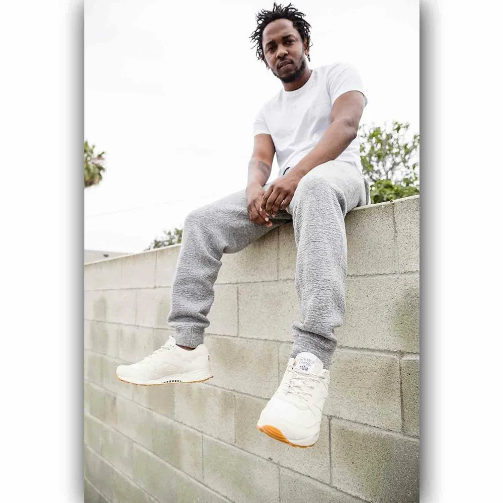 D0487 Kendrick Lamar música estrella cantante cartel de tela de seda decoración artística pintura interior regalo