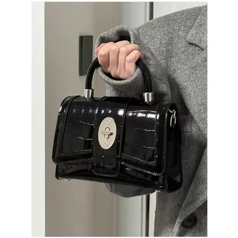 

Square Crossbody Bag Women Korean Style Black Patent Leather Handheld Bag New Fashion Trend Leisure Advanced Niche Shoulder Bags