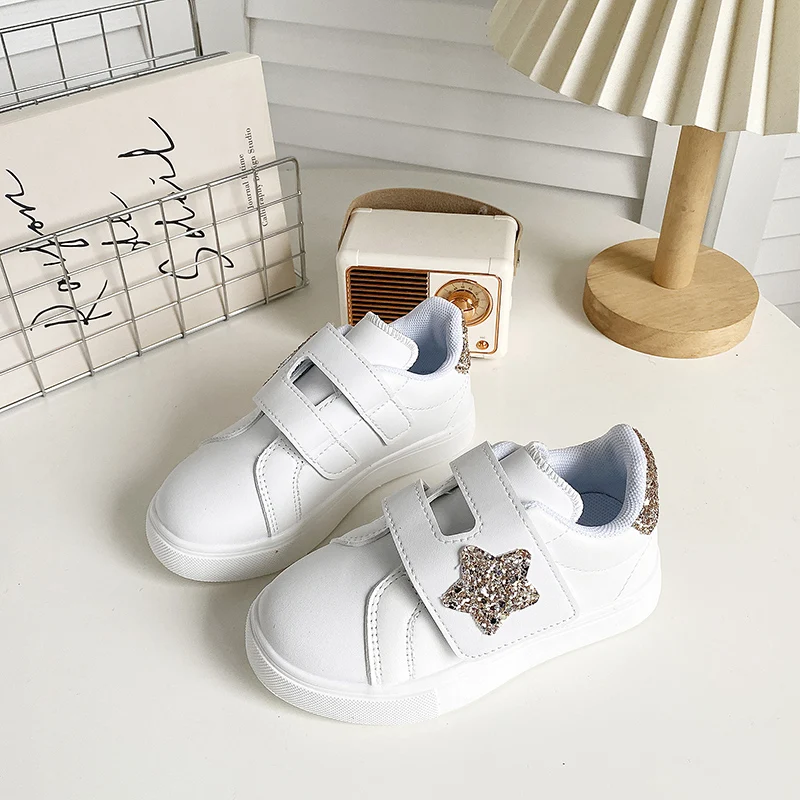 

2025 Spring Sequin Star Pattern Round Toe Flat Casual Shoes Fashion Hook&Loop Design Small White Shoes