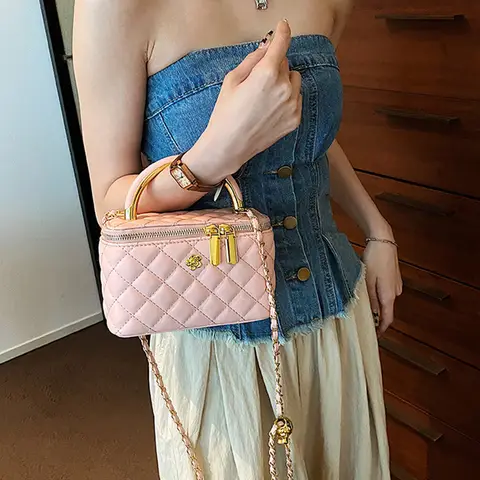 Pikowana torba na ramię dla kobiet PU skóra torebka w stylu brytyjskim damskie torby na ramię z łańcuszkiem kobiece małe kwadratowe kieszenie