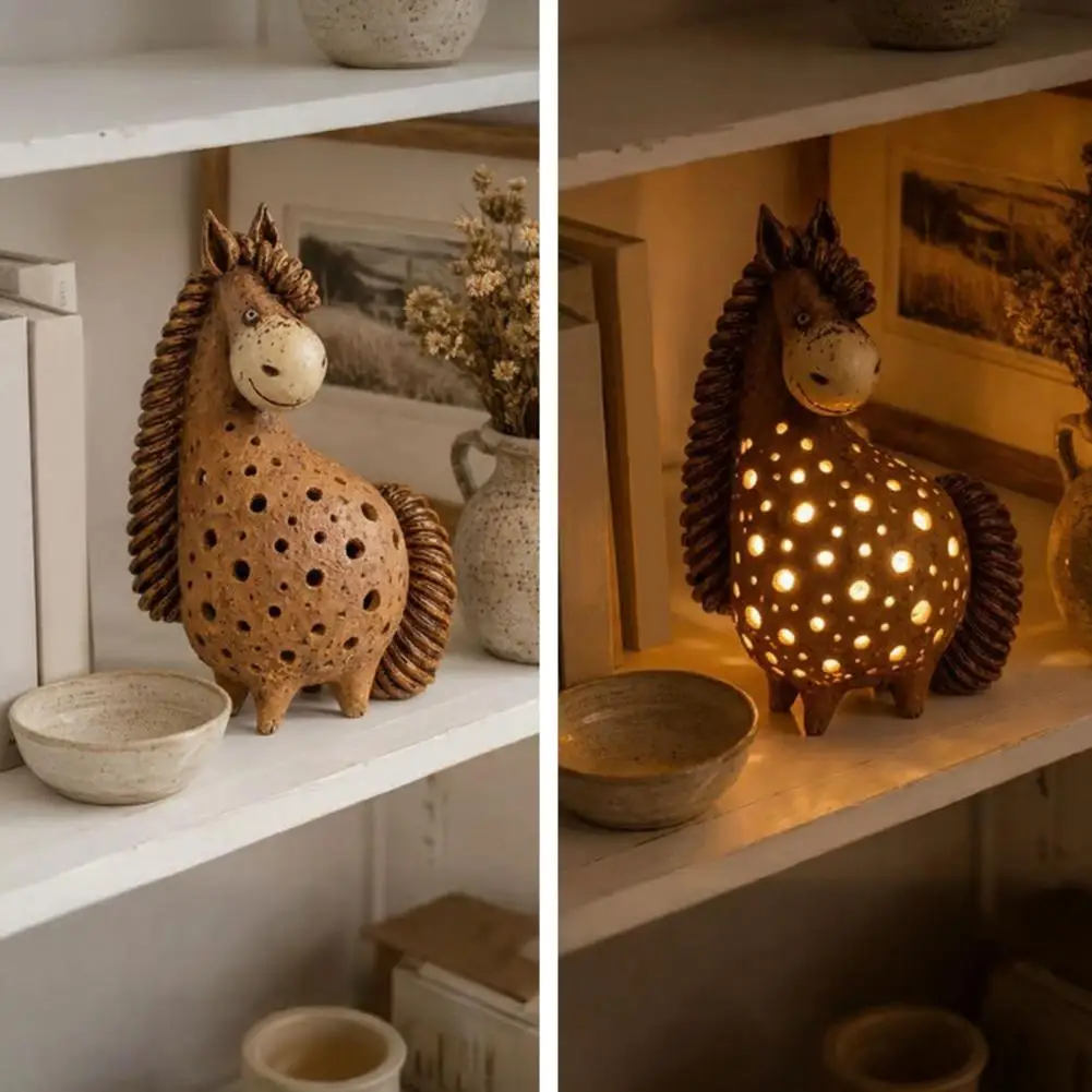 Horse Figurine Lamp with Warm LED Glow, Farmhouse Equestrian Decor Night Light, Battery Operated Ambient Light for Bookshelf Man