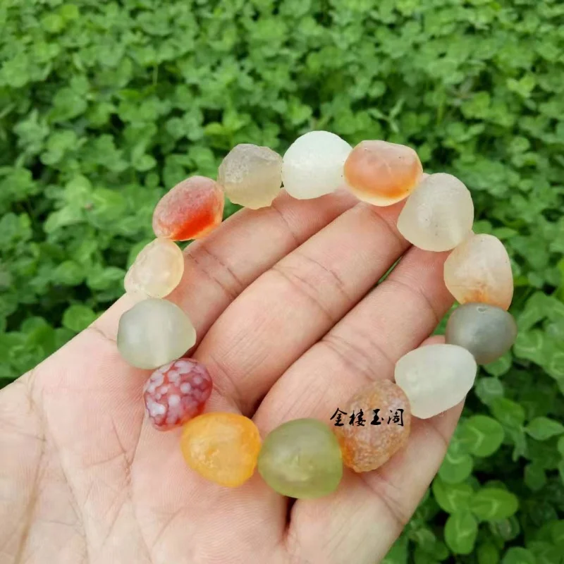 

Jewelry Alashan Gobi Grape Dry Ice through Sugar Heart Agate Tendon Stone Multi-Color Bracelet