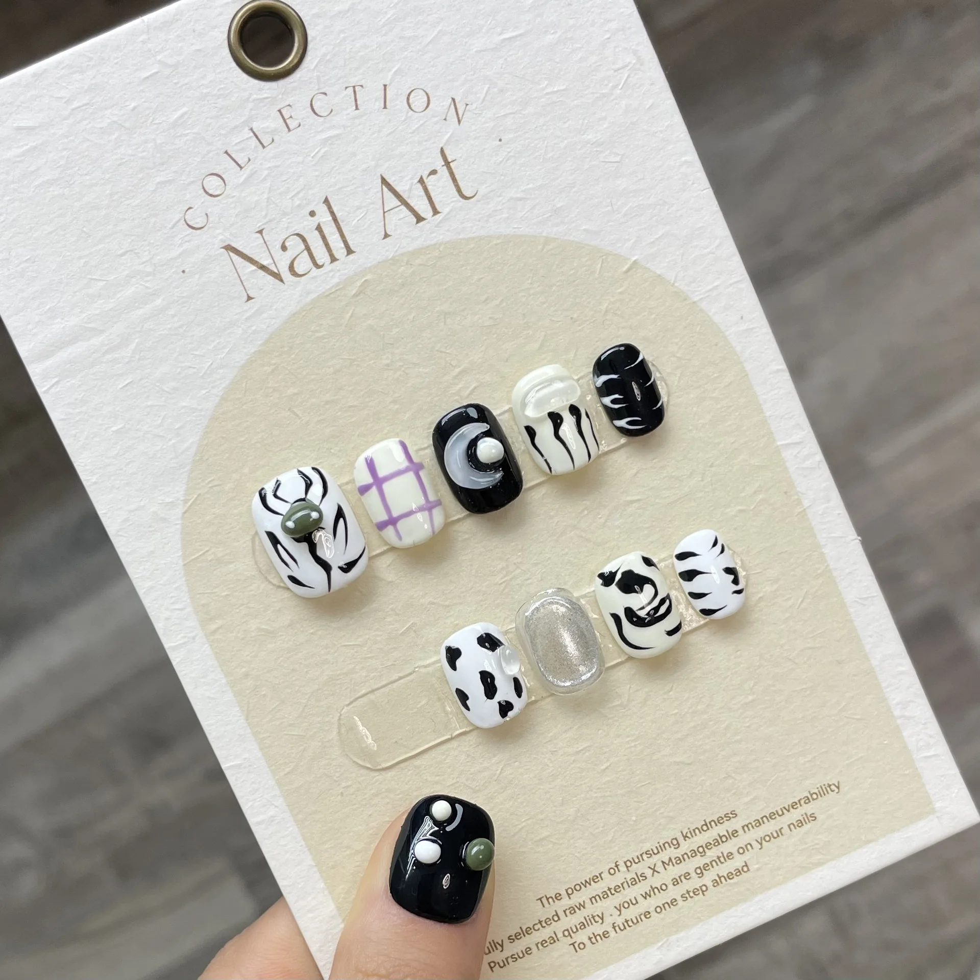 

10pcs Handmade Press On Nails Black and White Japanese Anime Hand Painted Short Square Wearable Full Cover Nail Tips Art