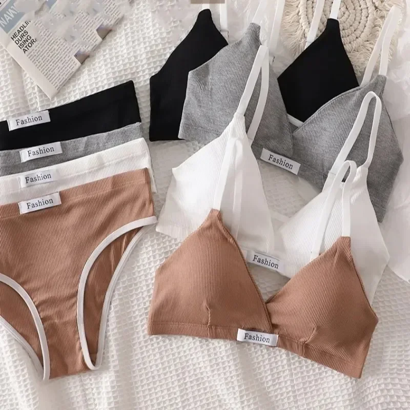 

Women Cotton Bra Set Sexy Briefs Low Waist Panties Wire Free Bralette Sport Lingerie Vneck Brassiere Female Underwear Set