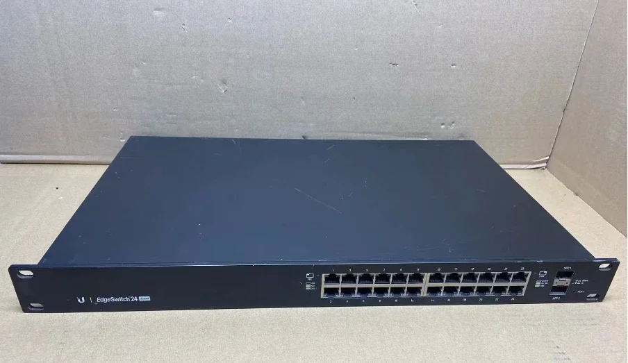 Ubiquiti Ubiquiti Fast  EdgeSwitch ES-24-250w Full Gigabit PoE Power Supply Switch AP Monitoring 24 Port Network （Second-hand）